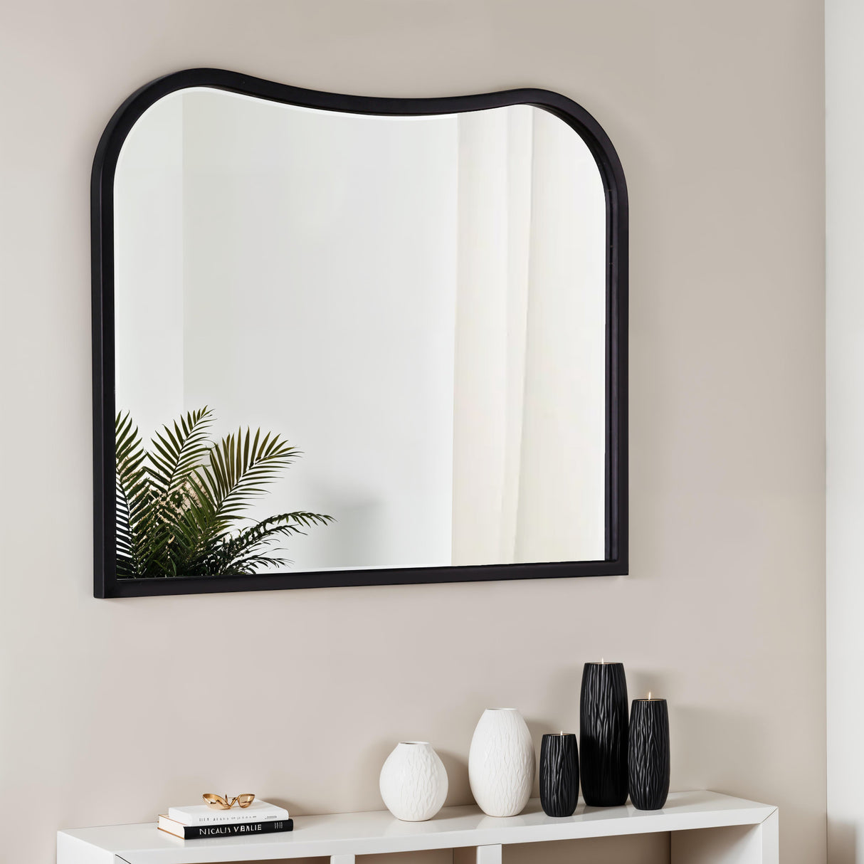 Garda - Irregular Wall Mirror - Black - 80x65cm