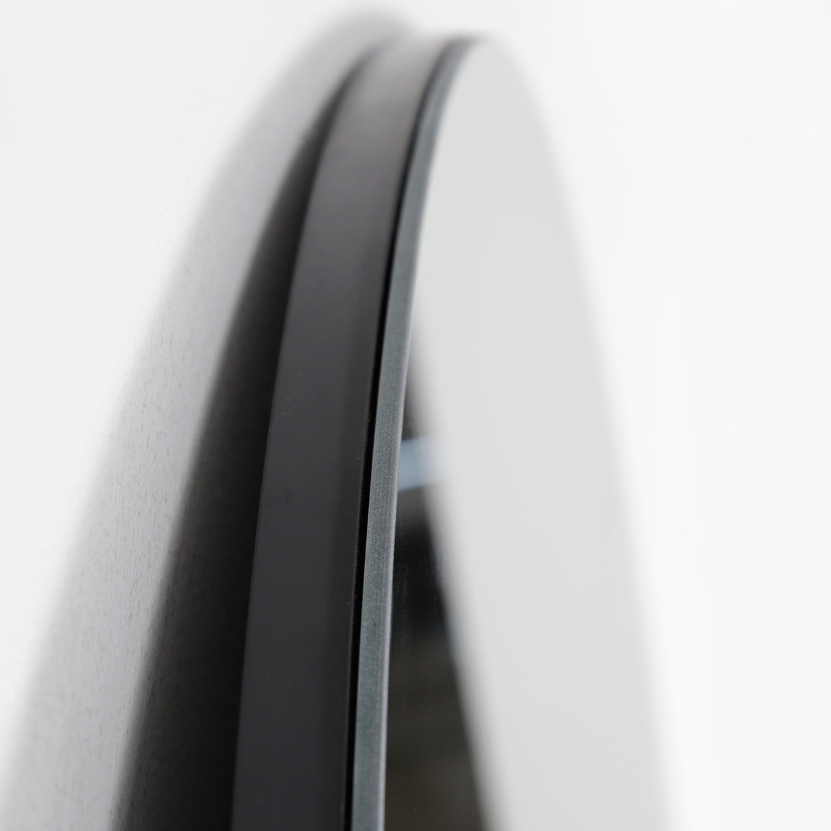 Levico Frameless Round Wall Mirror – 70x70cm