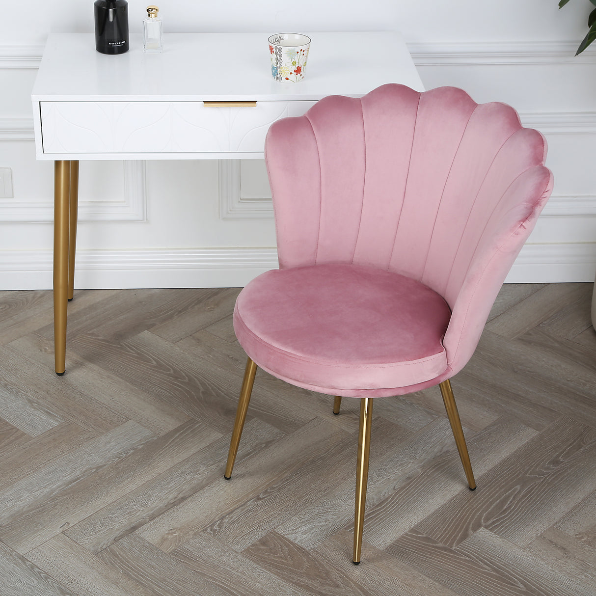 Mini Flora Velvet - Occasional Chair - Floral-Designed Backrest