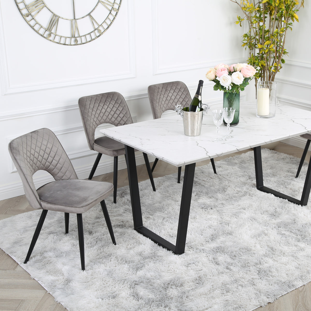 Metis Dining Set - Marble Table with 4 Velvet Chairs