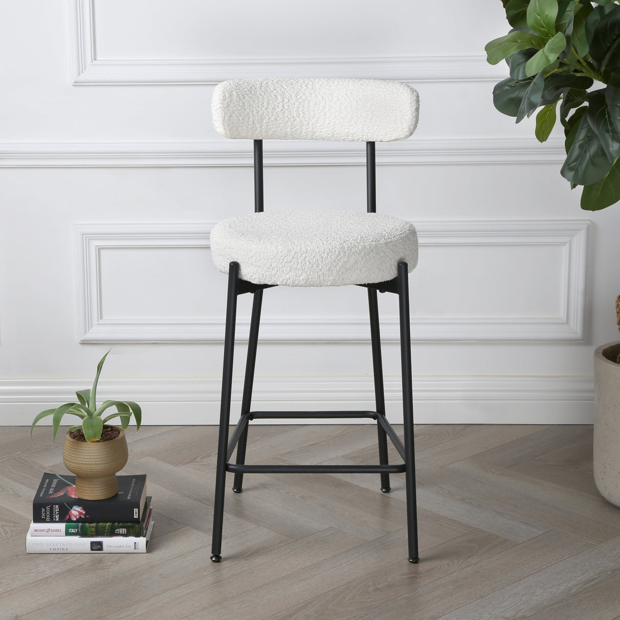 Long Lulu - Set of 2 Bar Stools in Boucle - Cream